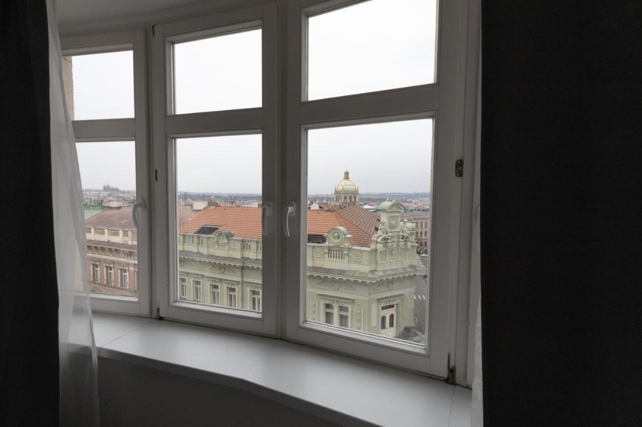 Top Wenceslas Square Apartment Praha Bagian luar foto