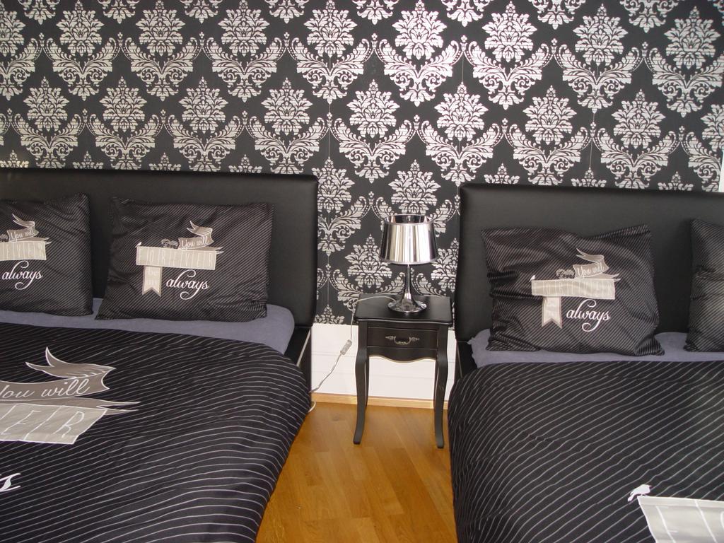 Top Wenceslas Square Apartment Praha Bagian luar foto