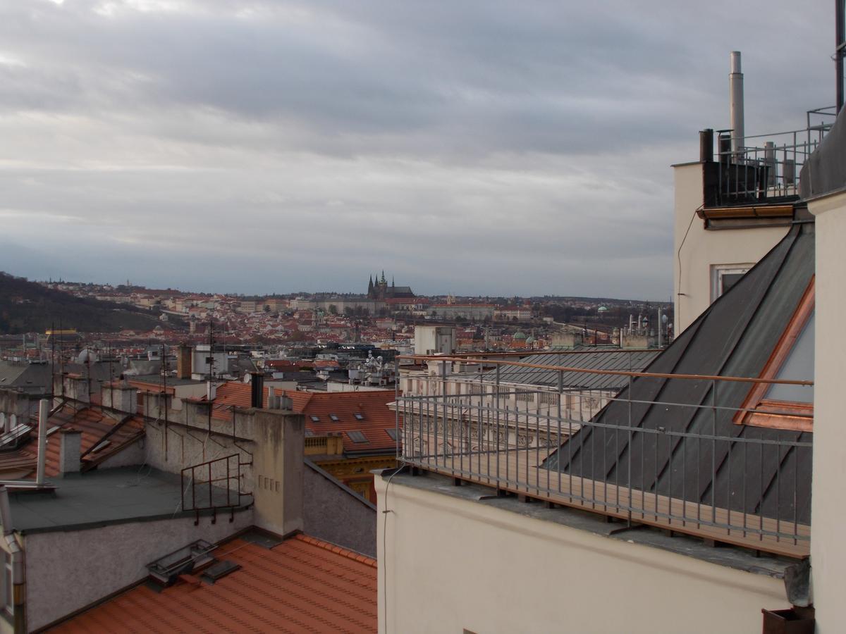 Top Wenceslas Square Apartment Praha Bagian luar foto