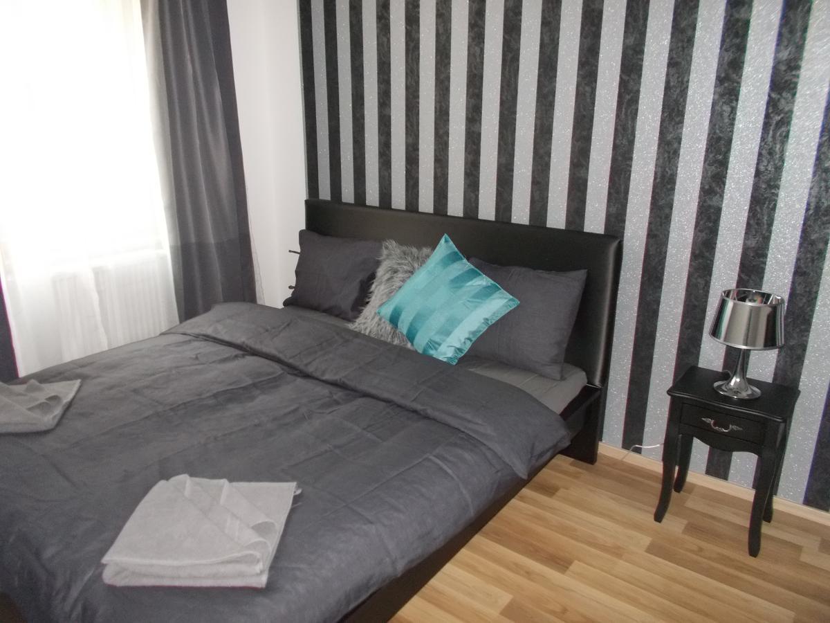 Top Wenceslas Square Apartment Praha Bagian luar foto