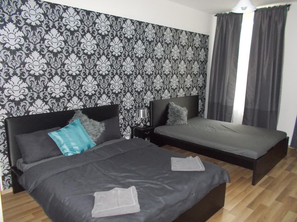 Top Wenceslas Square Apartment Praha Bagian luar foto