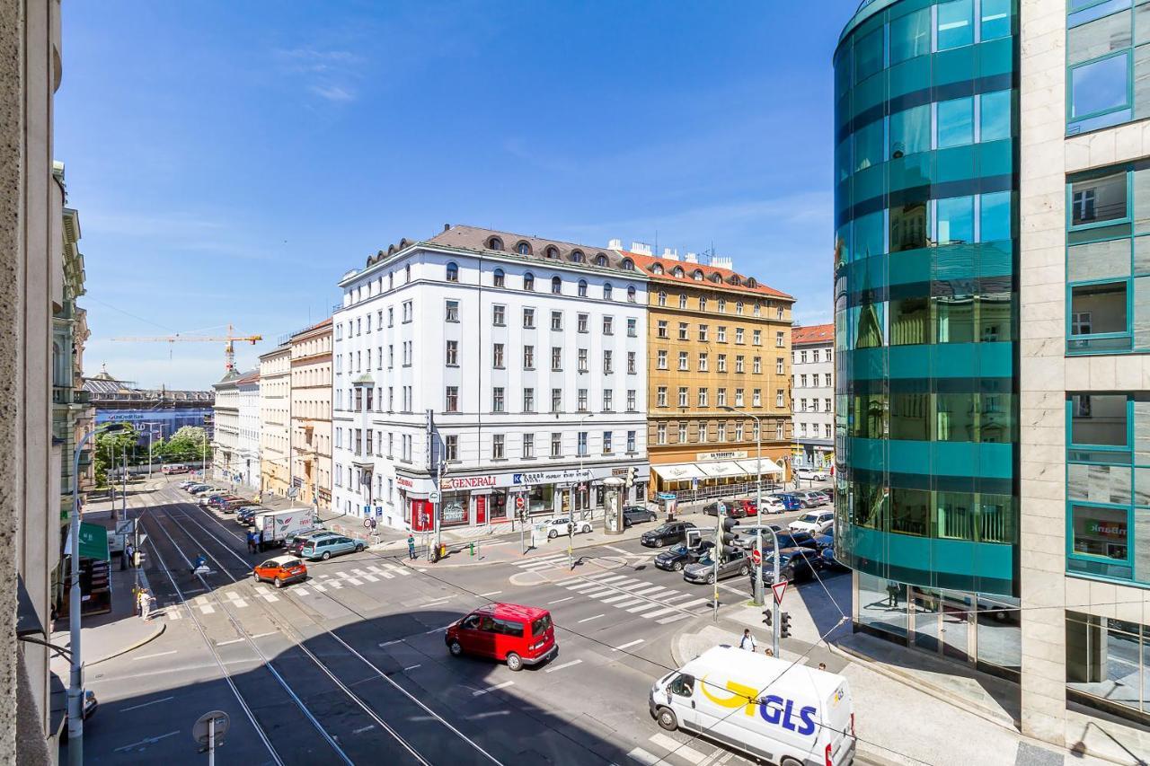 Top Wenceslas Square Apartment Praha Bagian luar foto